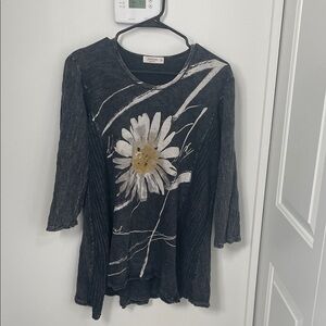 Jess & Jane Chit Chat Mineral Washed cotton top